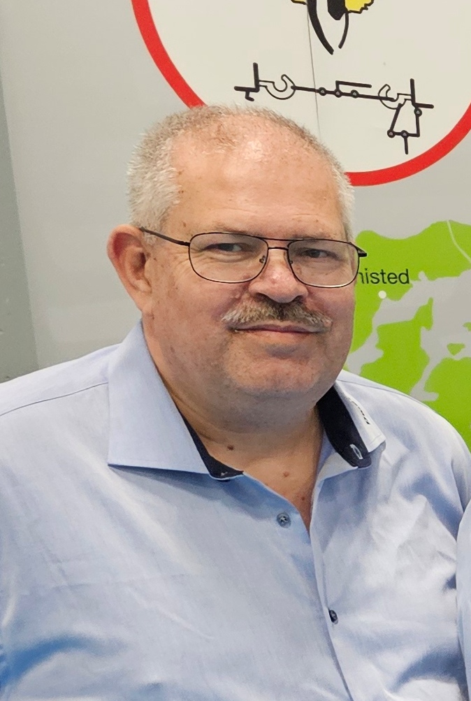 4 Erik Jakobsen
